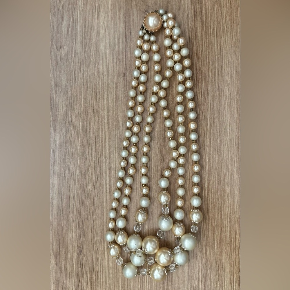 Vintage Elegant Necklace stamped Japan
